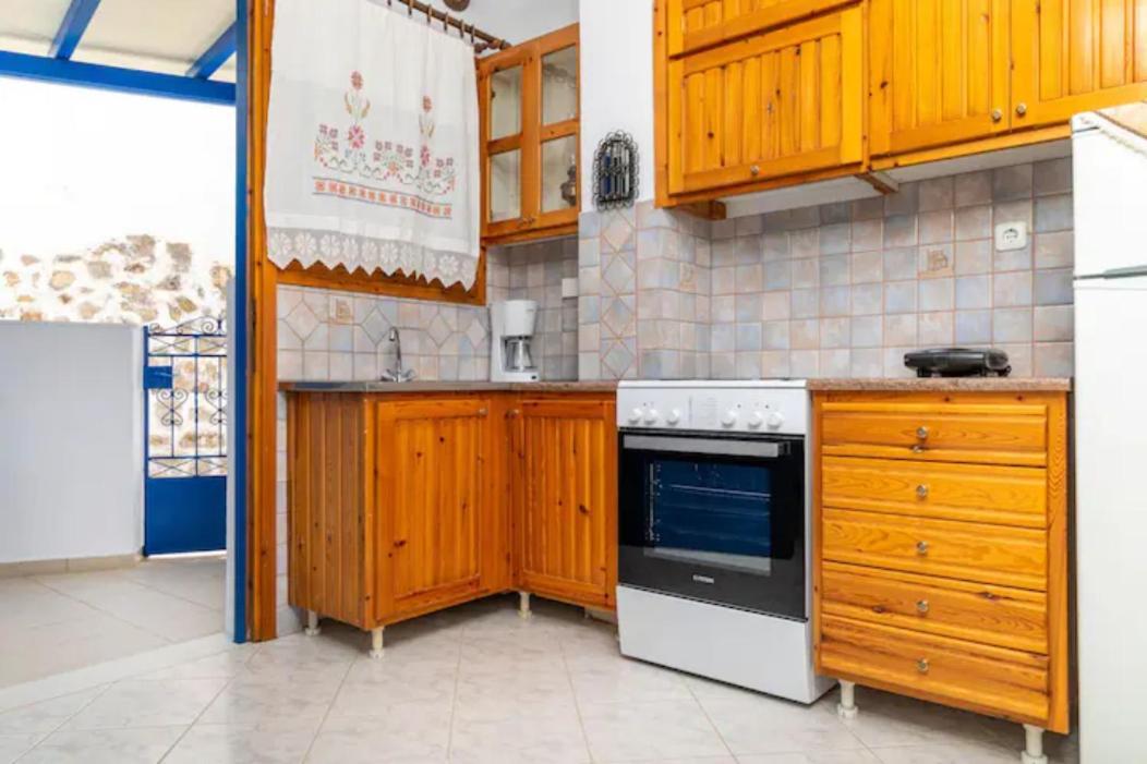 Вилла Eleni'S House Koronos Экстерьер фото